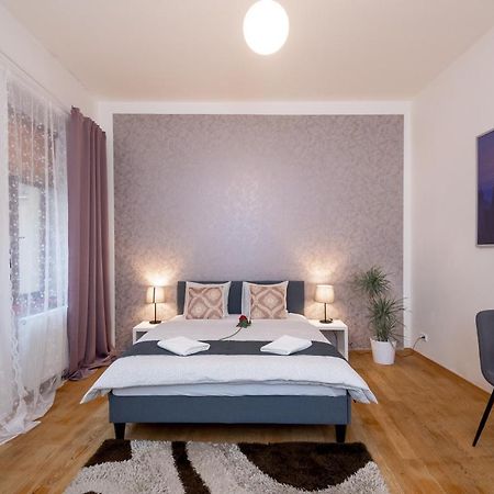 Luxury Apartment In The Center Of Prague Exterior photo