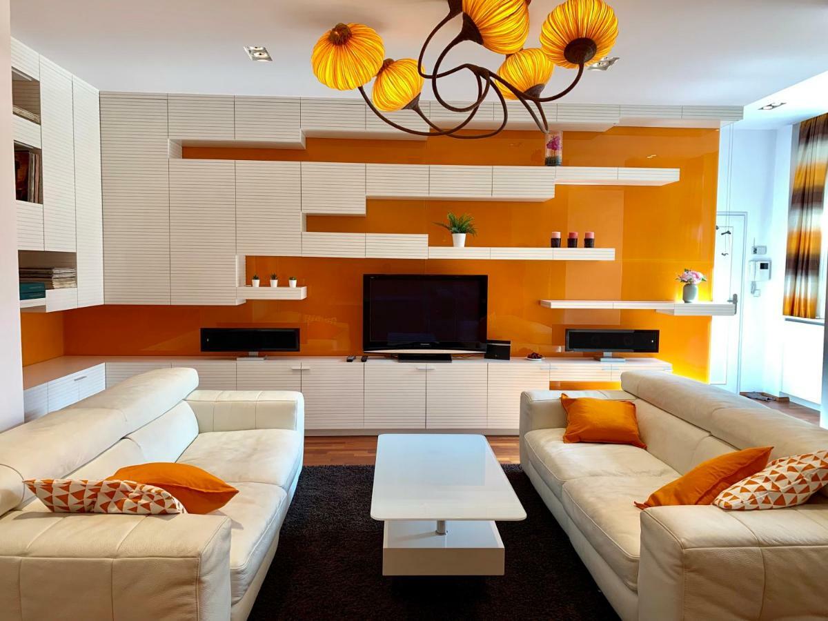 Luxury Apartment In The Center Of Prague Exterior photo